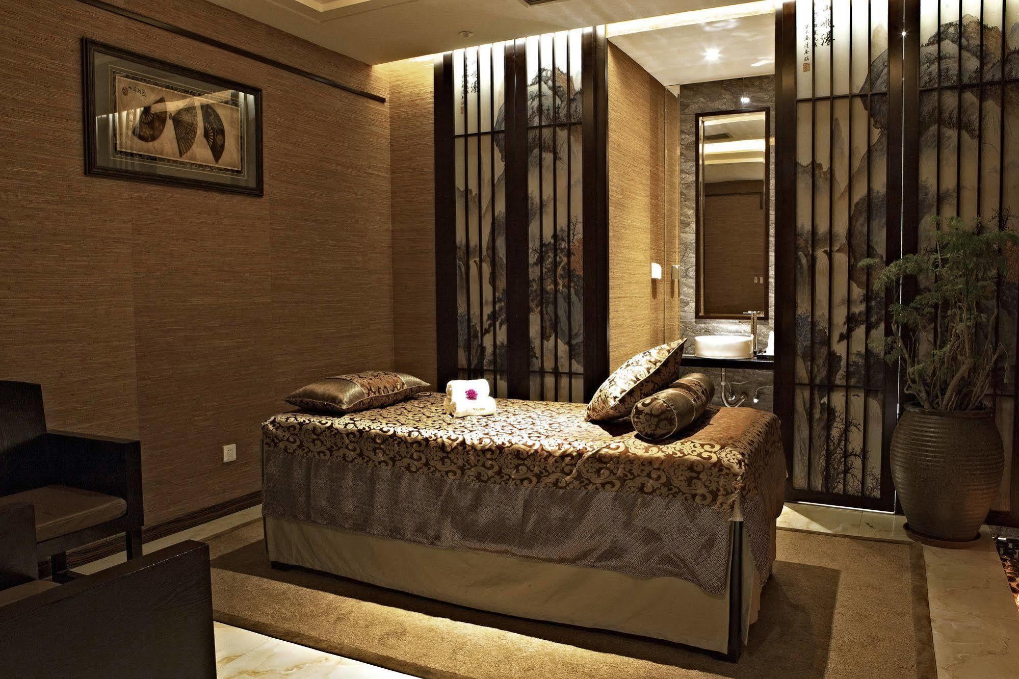 Jin Jiang Tower Hotel